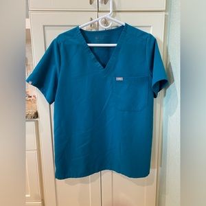 FIGS BLUE SET LARGE TOP AND LARGE BOTTOM EUC AS SEEN IN PICS